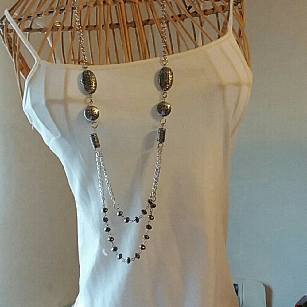 Necklace EUC Beautiful